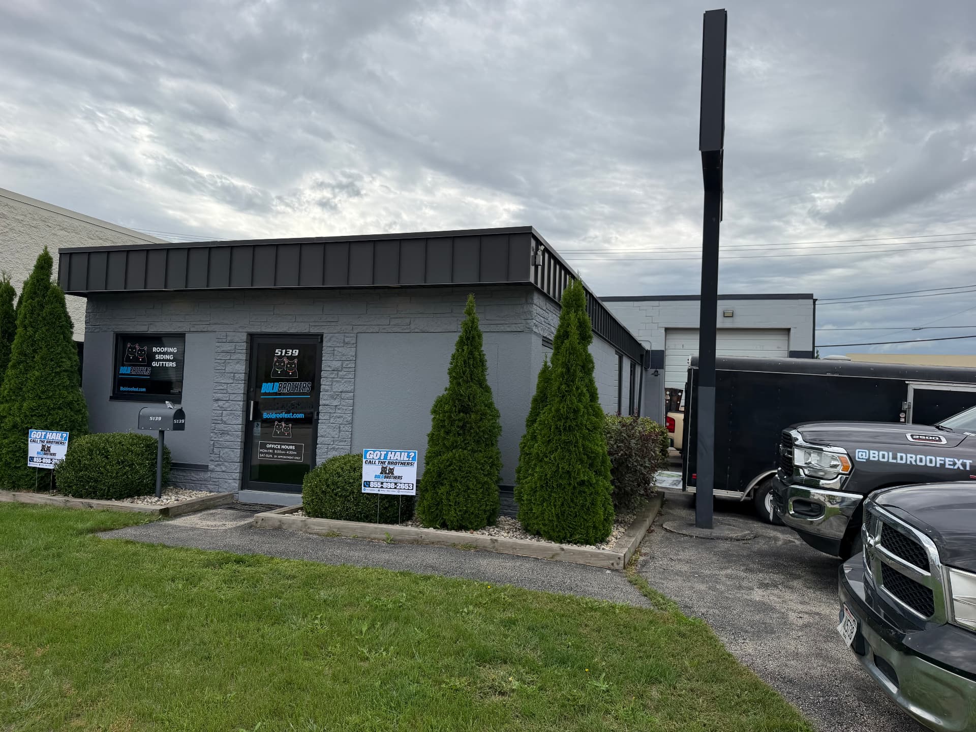 Exterior of the BOLD Brothers Roofing and Exteriors office in Butler, Wisconsin